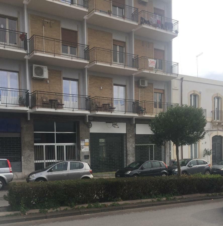 シラクーサ Il Gatto E La Volpe Bed & Breakfast エクステリア 写真