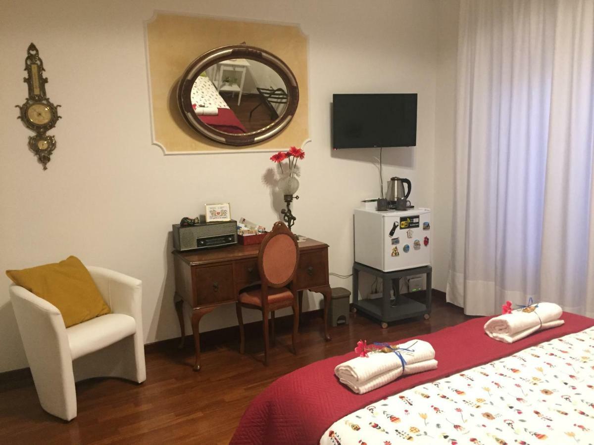 シラクーサ Il Gatto E La Volpe Bed & Breakfast エクステリア 写真