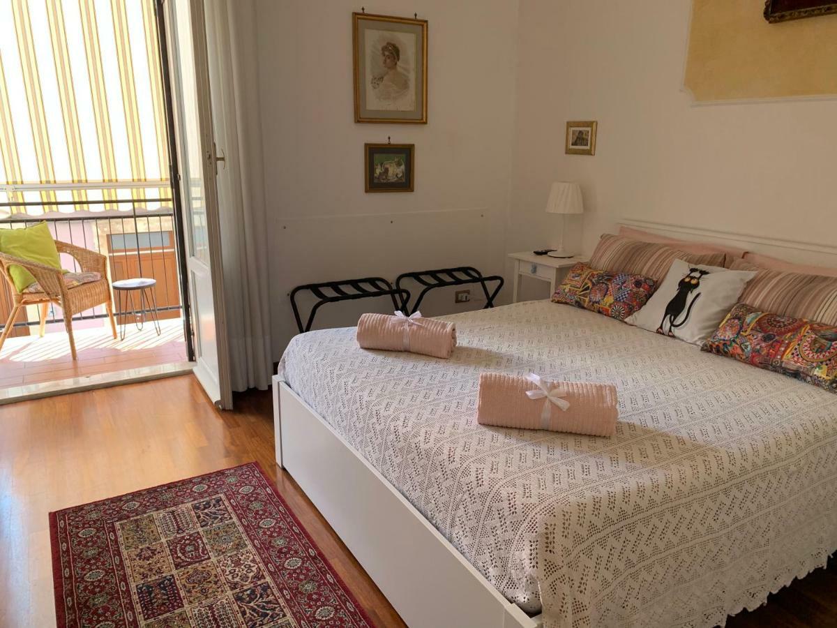 シラクーサ Il Gatto E La Volpe Bed & Breakfast エクステリア 写真